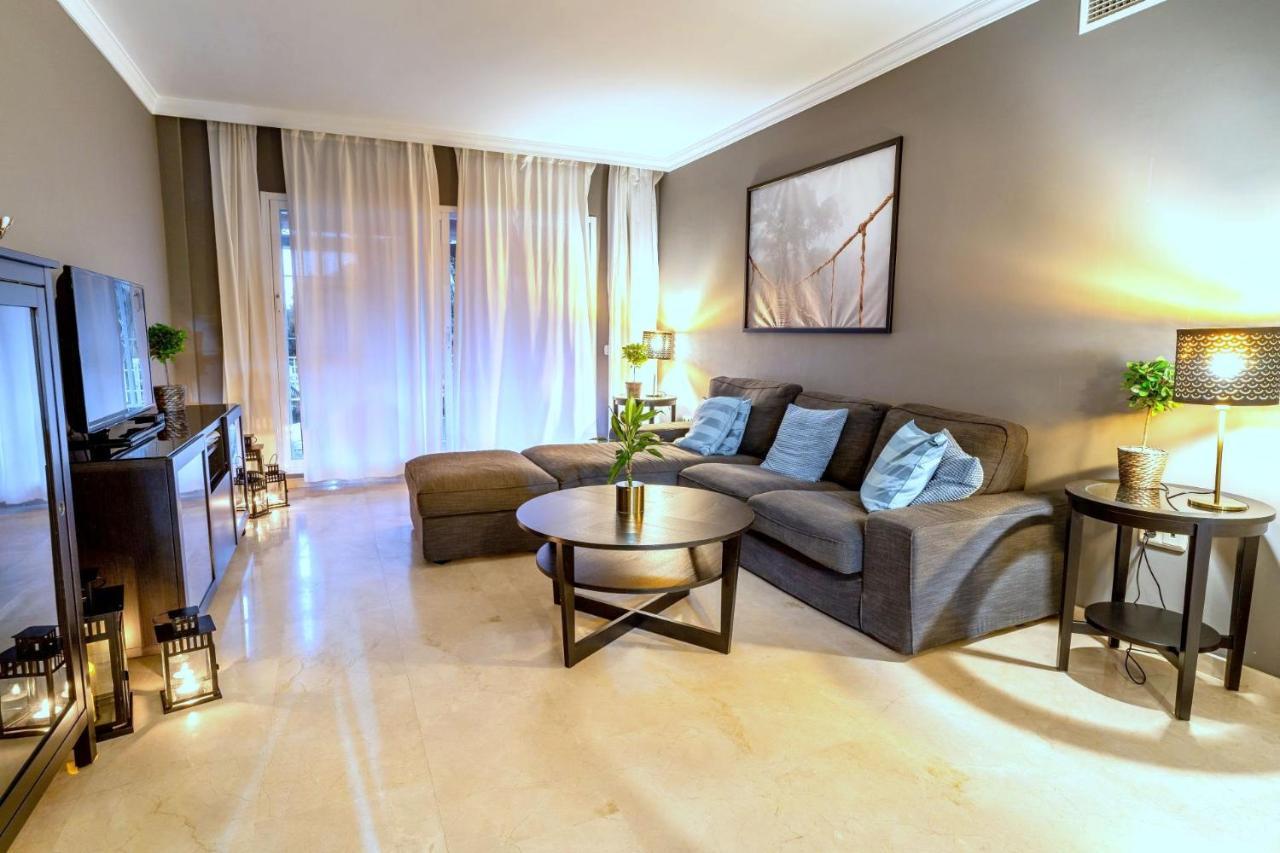 Stunning Modern Jardines De Santa Maria Golf, Elviria, Marbella