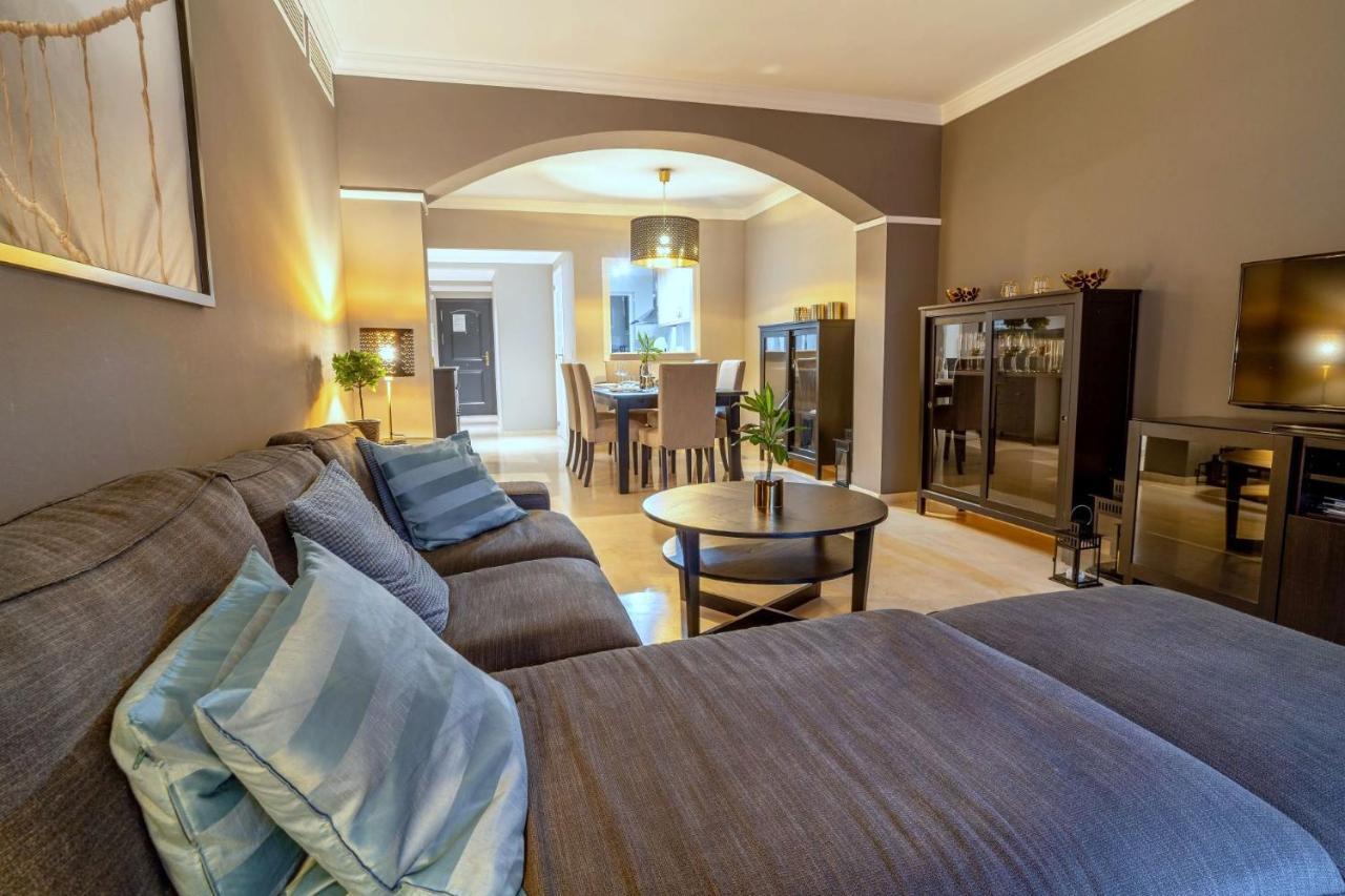Stunning Modern Jardines De Santa Maria Golf, Elviria, Apartment *
