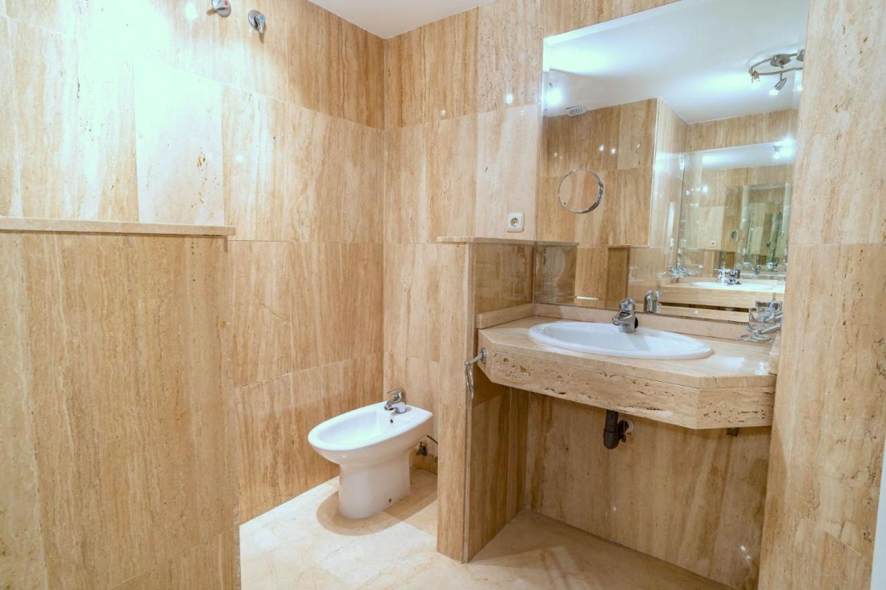 Apartment Stunning Modern Jardines De Santa Maria Golf, Elviria,