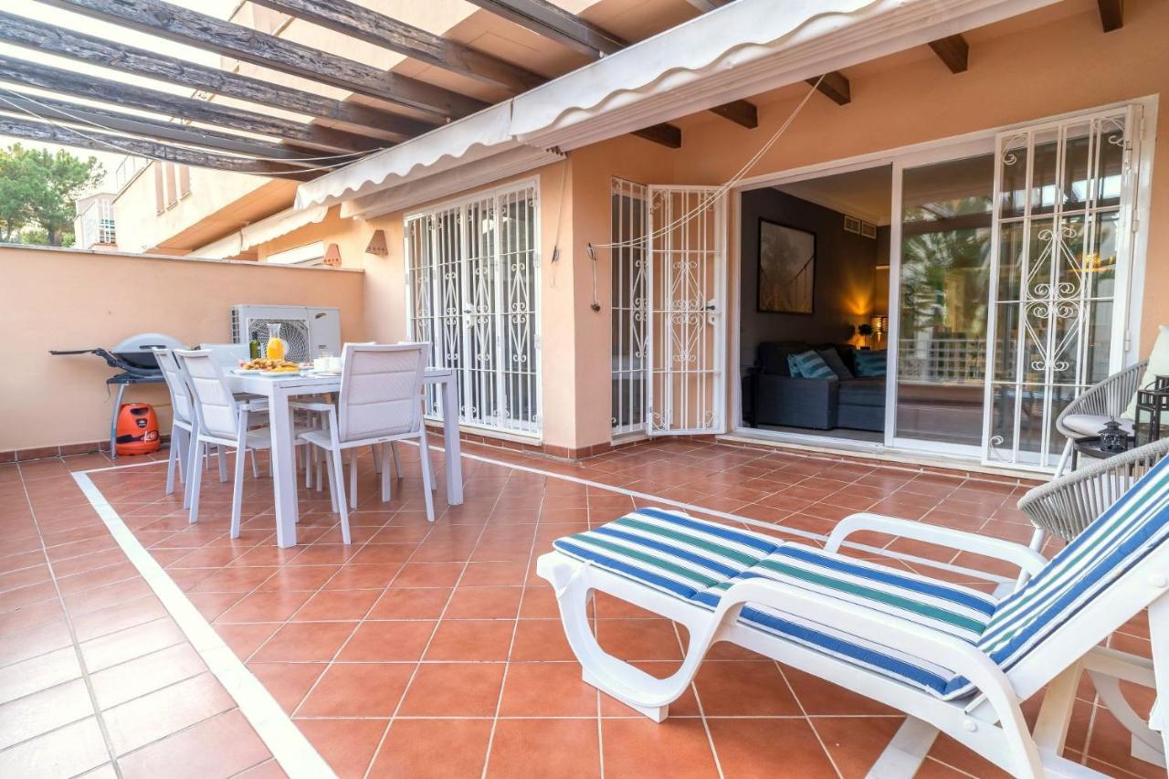 Stunning Modern Jardines De Santa Maria Golf, Elviria, Apartment *